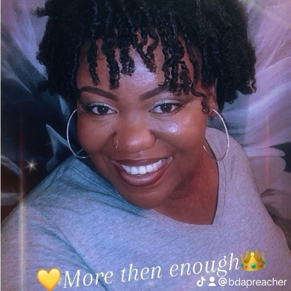 Meet your Posher, Belinda - Picture 5 of 12